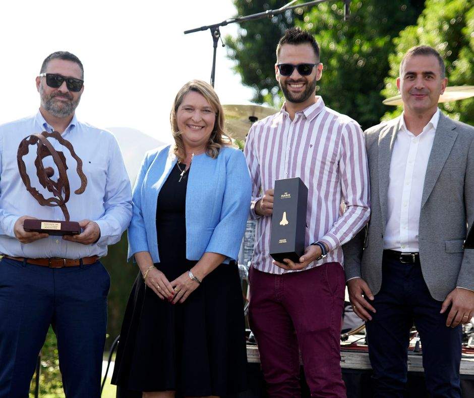 Nicolás y Valero, restaurante Ginés, Mariano Sánchez, Mariano San Martín, eh! de Cáritas y el actor Jaime Lorente, premiados por HoyTú en su fiesta anual.