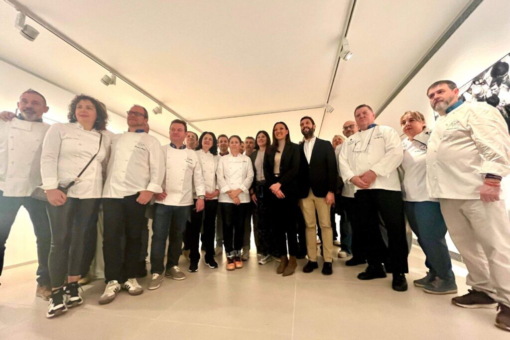 Imagen durante la celebración de la asamblea autonómica de EuroToques. (CARM)