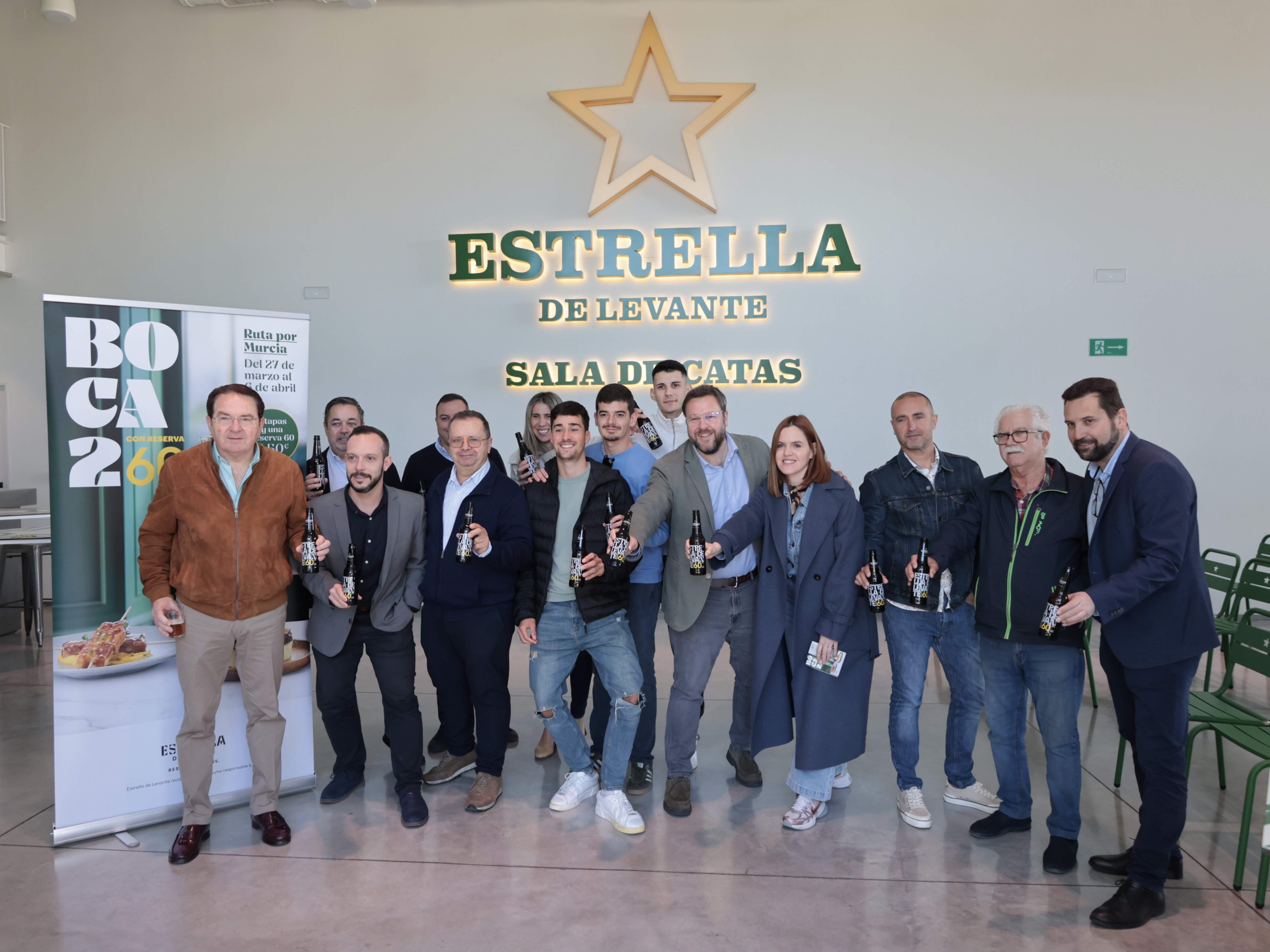 Presentación de la iniciativa. (Estrella de Levante)