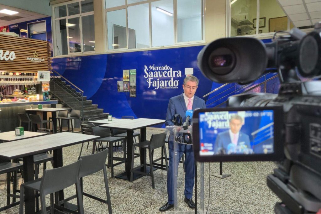 Jesús Pacheco durante la presentación del Plan de Turismo Gastronómico. (Ayuntamiento de Murcia)