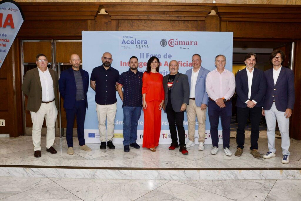 Ponentes del II Foro de Inteligencia Artificial. (Cámara de Comercio de Murcia)