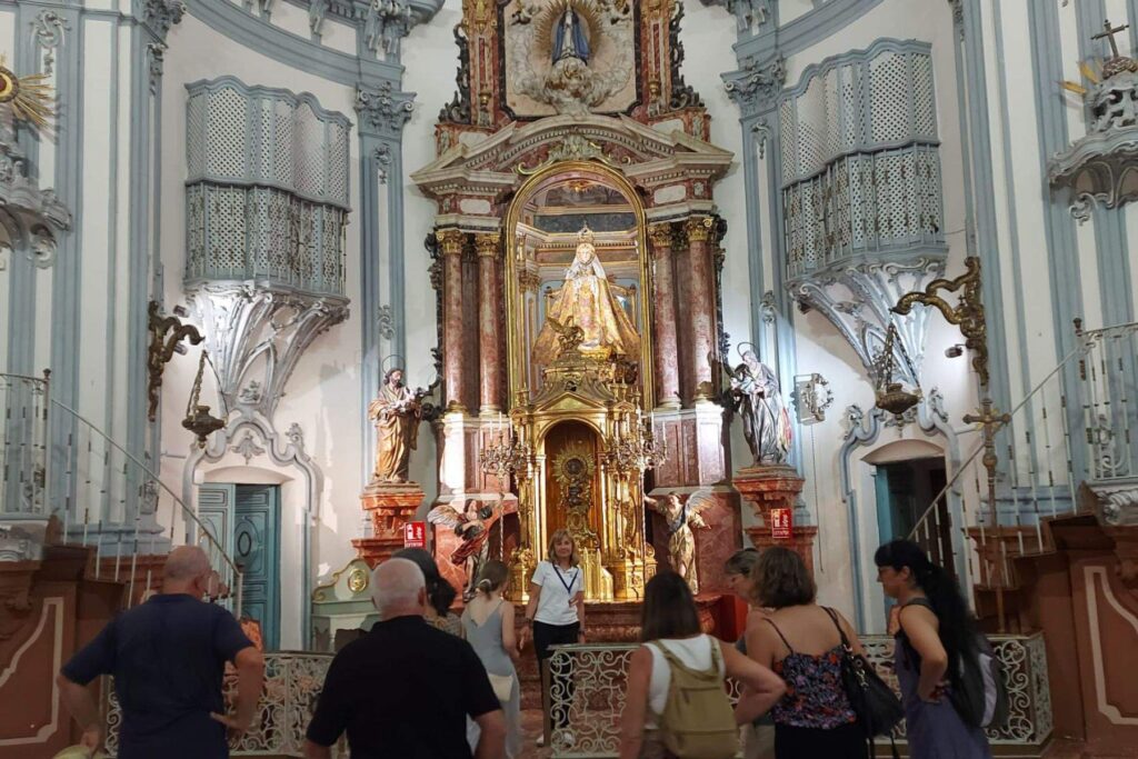 Imagen de Archivo de una visita guiada a San Juan de Dios. (CARM)