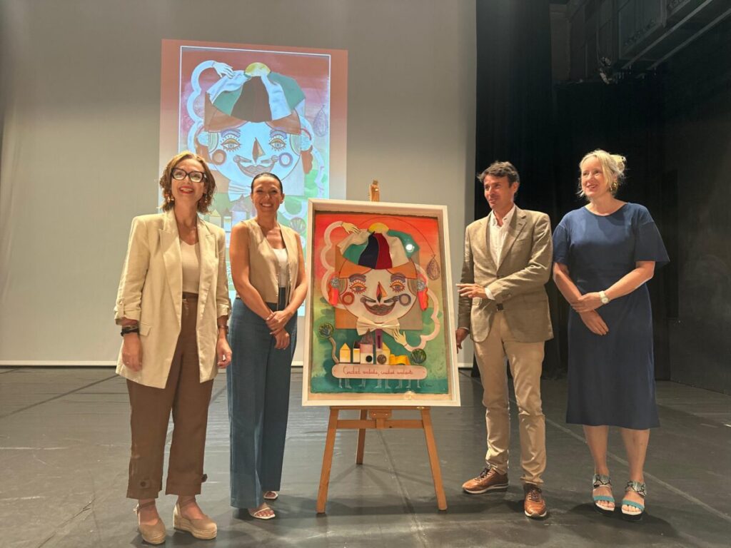 Imagen durante la presentación. (CARM)