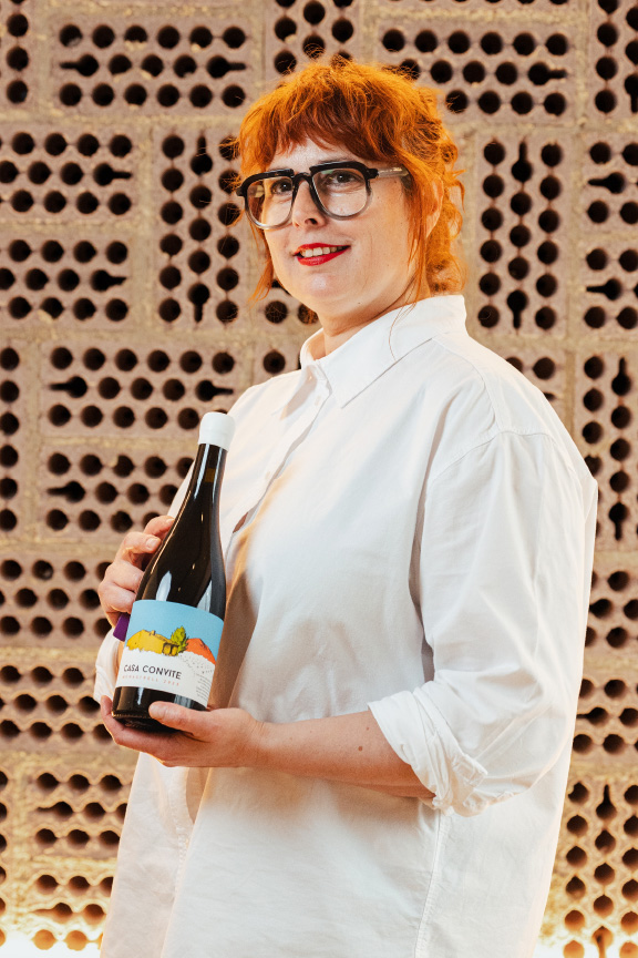 Imagen de Juana Fernández, sumiller del restaurante. (Jaleos)