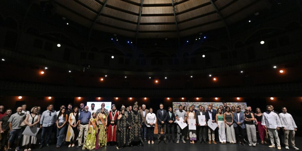 Foto de familia durante la presentación de la programación / Ayuntamiento de Murcia.
