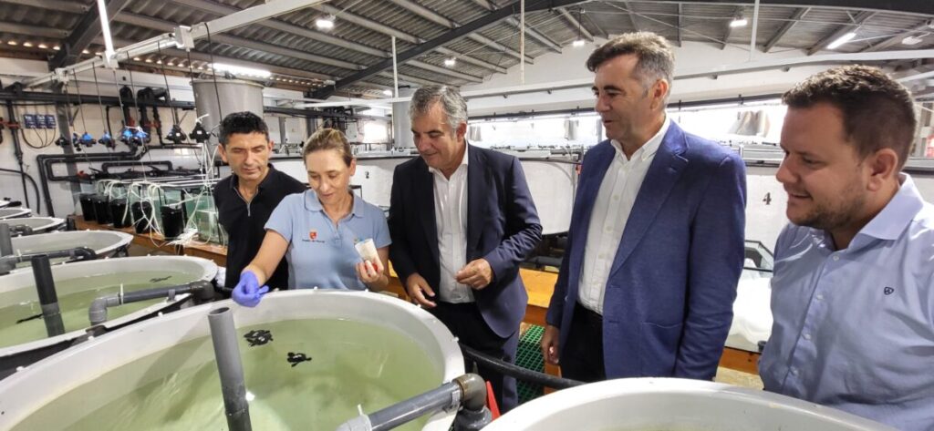 Visita del consejero Juan María Vázquez a las instalaciones del Imida / CARM.