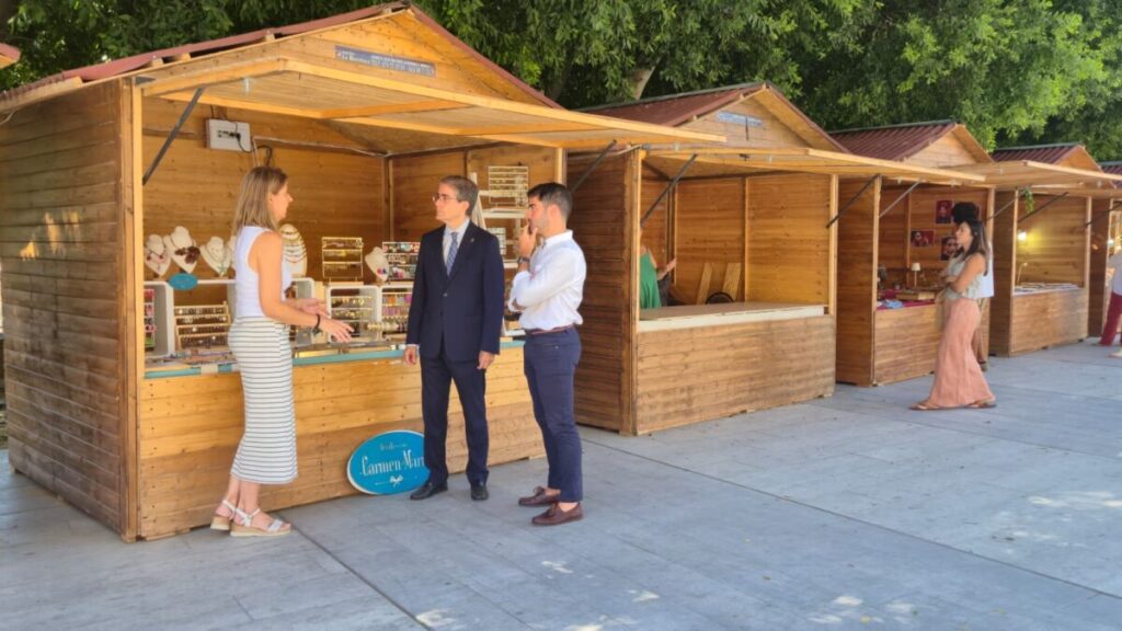 Imagen durante la presentación del mercadillo / Ayuntamiento de Murcia.