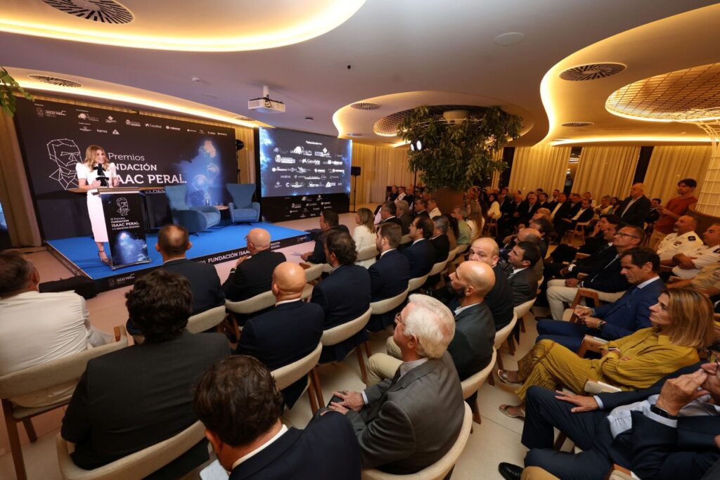 PREMIOS F.ISAAC PERAL 2