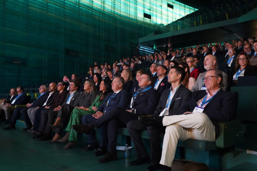Asistentes al XX Congreso de Hoteleros Españoles en El Batel / HoyTú.