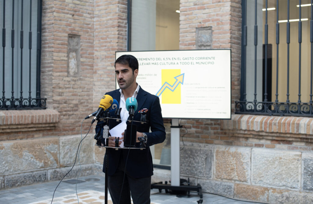 Diego Avilés en la presentación de los presupuestos para cultura / Ayuntamiento de Murcia.