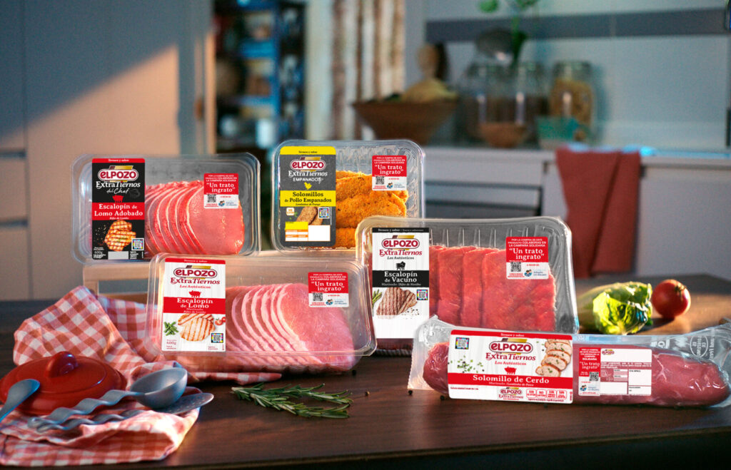 Bodegón de Productos que participan en la recogida de fondos / Grupo Fuertes.