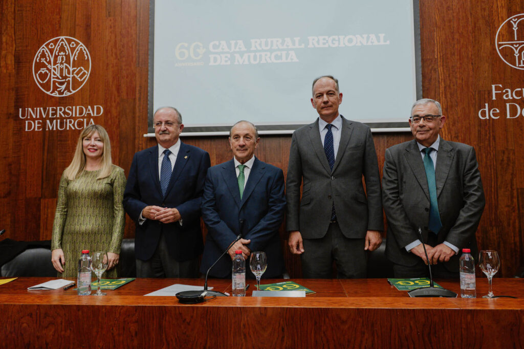 Imagen durante el acto de presentación / Lalumier.