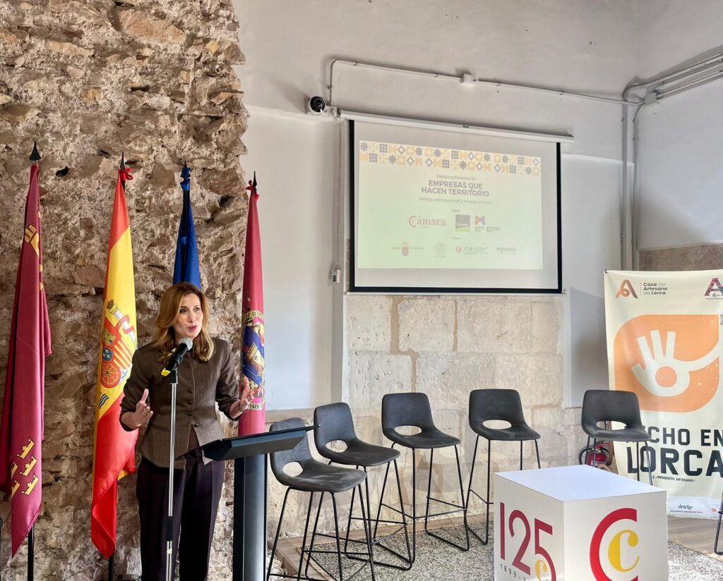 Intervención de la consejera de Empleo, Marisa López, durante la presentación del estudio ‘Construyendo futuro: expectativas formativas y laborales de la juventud de Lorca’ / CARM.