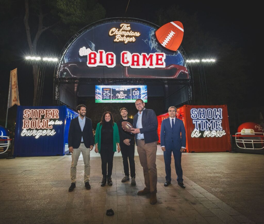 Inauguración de The Champions Burger en Murcia / Corpo Comunicación.