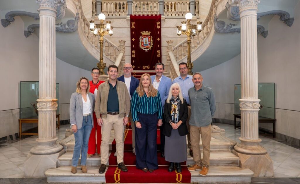 Visita al Palacio Consistorial del Fam Trip con representantes de sociedades médicas de ámbito nacional / Ayuntamiento de Cartagena.