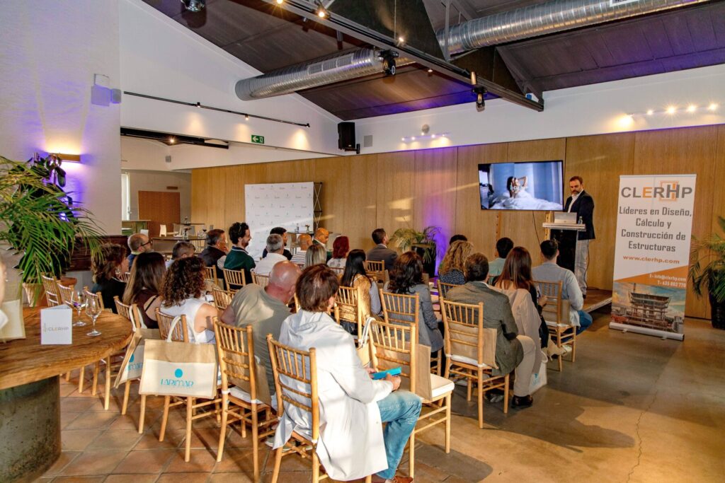 Imagen de la gira inversora de Larimar en España / Agencia Weekend.