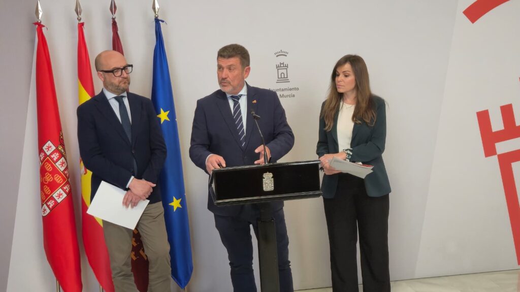 Fulgencio Perona en rueda de prensa / Ayuntamiento de Murcia.
