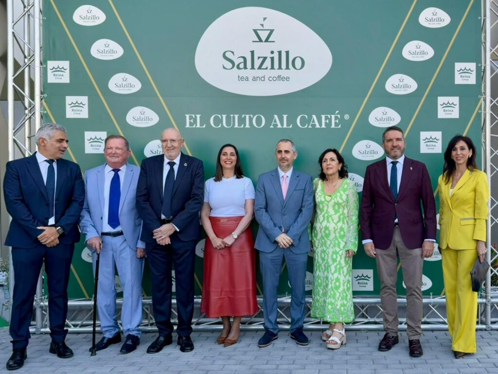Foto de familia en la inauguración / CARM.