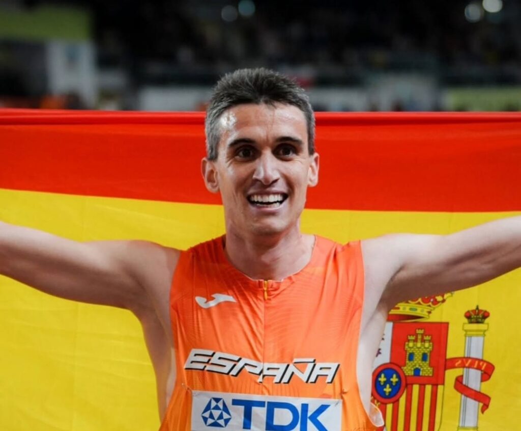 Imagen de Mariano García tras la consecución de su título de campeón del mundo / Instagram de Mariano García.