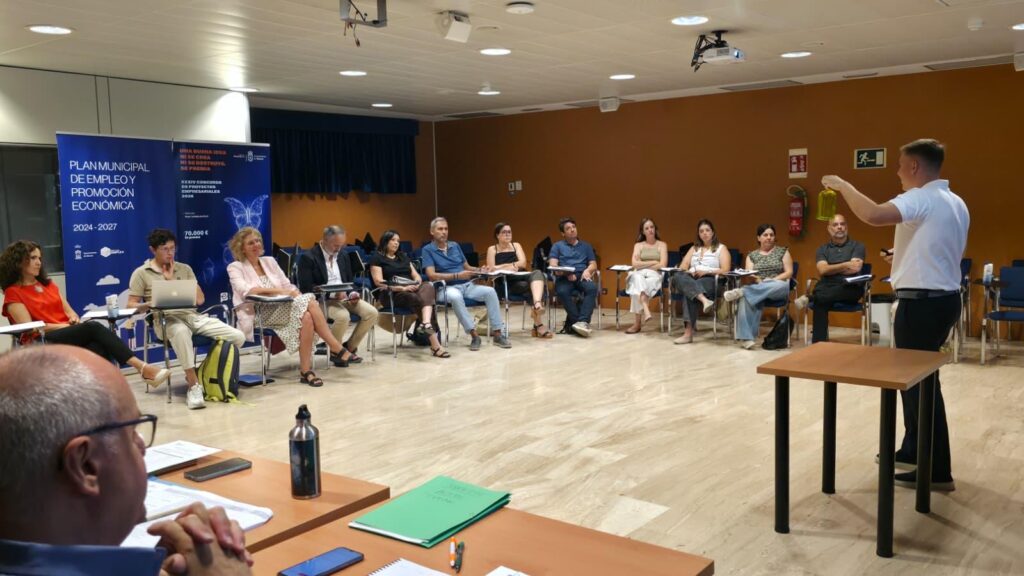 Segunda sesión del Jurado del XXXIV Concurso de Proyectos Empresariales de Murcia / Ayuntamiento de Murcia.