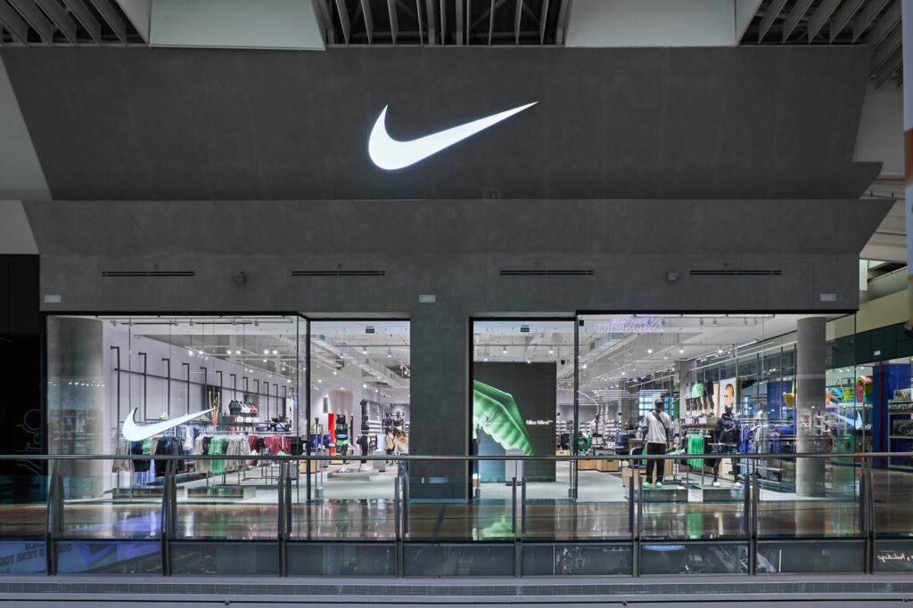 Imagen de la tienda desde el exterior / Nike.