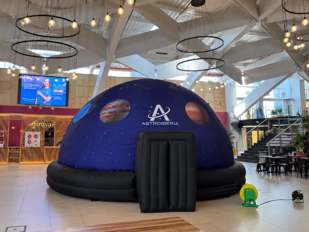 Imagen del planetario portátil de Astroiberia / JR Comunicación y Protocolo.
